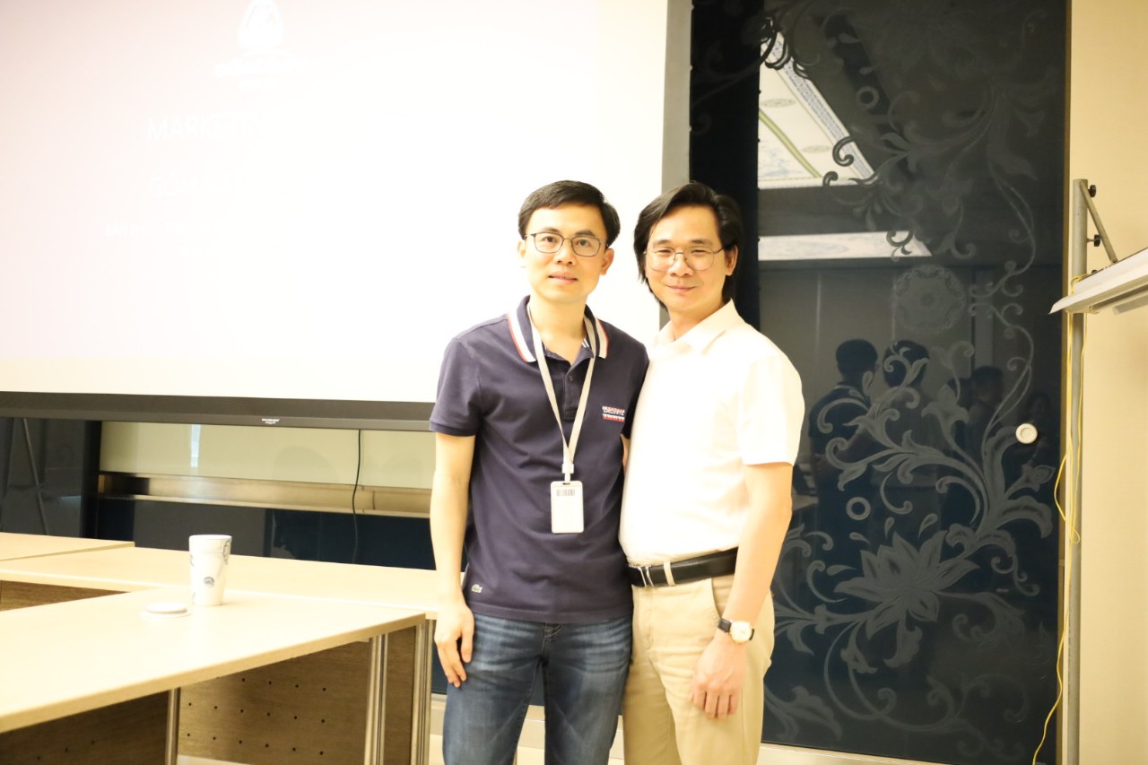 Cố vấn MKT của gốm sứ Minh Long