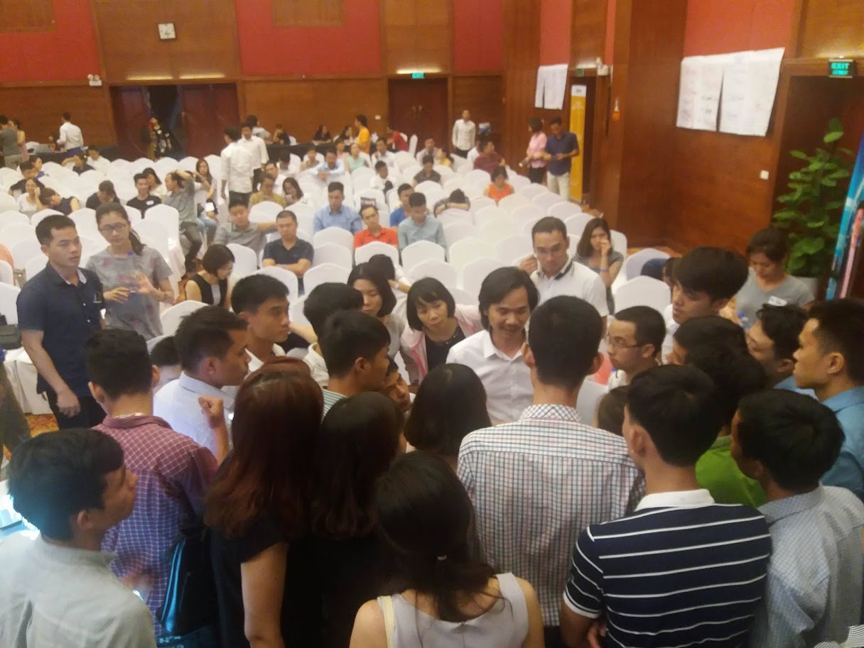 Đào tạo MKT và AI cho hơn 1000 chủ DN